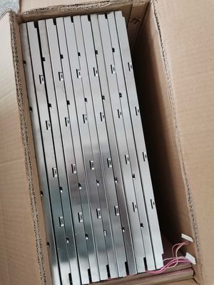 LQ170K1LW02 शार्प 17 &quot;LCM 1280 × 768RGB 300cd / m² औद्योगिक एलसीडी डिस्प्ले