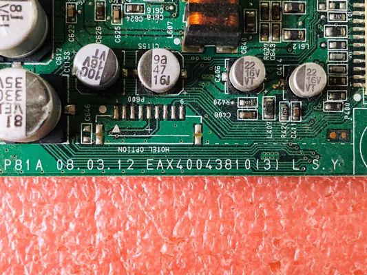 32.0" 1920×1080 69PPI 500cd/m2 TFT एलसीडी पैनल LC320WUN-SAB3 89/89/89/89 (टाइप)